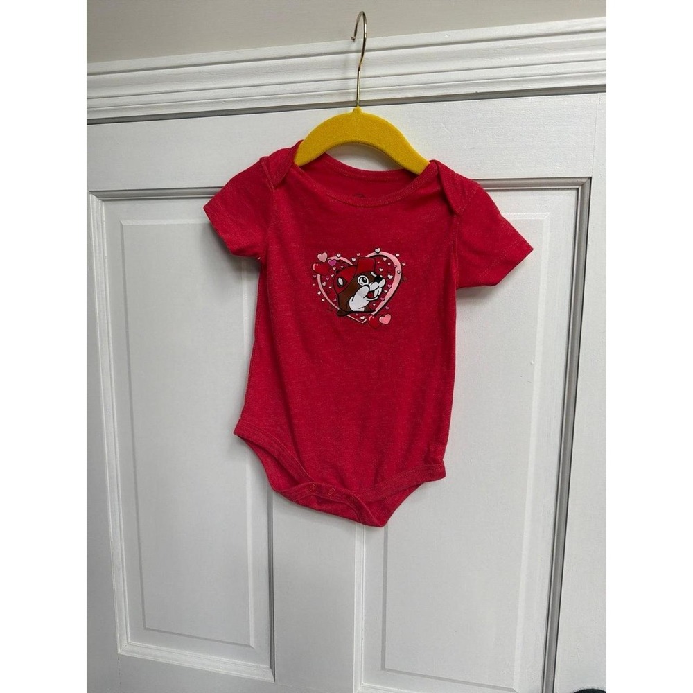Buc-ee's Valentine's Day baby bodysuit cute graphic girls 6 months